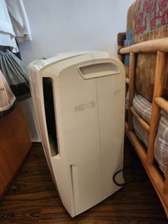 抽濕機 Delonghi ADGIDD50P