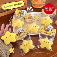 Cute plush star doll keychain, squeaky toy accessory for students' backpacks. Kunci aksesori gantung
