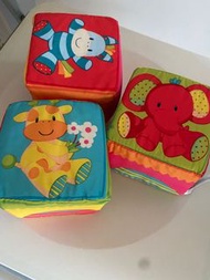 二手Early Learning Centre(ELC)幼兒玩具 軟布積木幼兒早教益智玩具（一套三件）
