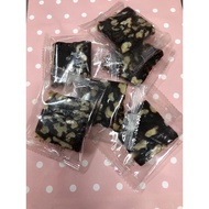 South Date Walnut Cake 300g