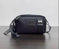 TUMI Harrison系列彈道尼龍男士單肩包 斜跨包  黑色