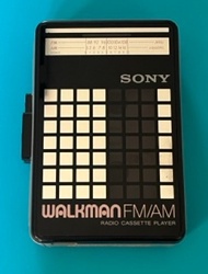 Sony Walkman WM-BF22 (FM/AM Radio) 索尼隨身聽卡式帶收音機連皮帶扣