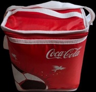Coca-Cola Limited Edition Football Insulated Cooler Bag   可口可樂限量版足球主題保溫袋 、保冷袋