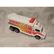 Hotwheel Hauler Ambulance Diecast