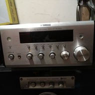 Yamaha RX-E810 AM-FM Stereo 收音綜合擴大機 無遙埪器