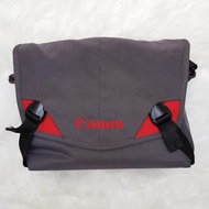 Tas Kamera DSLR Canon EOS merk CRUMPLER