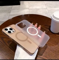 適用蘋果16promax半透磨砂手機殼iPhone16電鍍12/14簡約超薄磁吸硬殼15pro-沙漠金 iPhone 16 Pro Max
