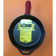 ❤️❤️  READY STOCK: Lodge 12 inch Cast Iron Skillet with silicon holder