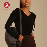 เสื้อกีฬาแบบมีฮู้ดพีชเคลื่อนไหวได้สำหรับผู้หญิงแขนยาวโยคะเสื้อครอปท็อปเข้ารูปพอดีเสื้อออกกำลังกายคอว