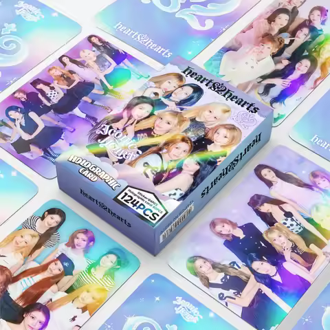 124pcs/set Hearts2Hearts MINI Album ICONIC HEART lomo Star Photocards Photo Lomo Cards Fans Collecti