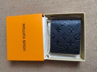 Louis Vuitton LV 黑色壓紋 Monogram 短銀包 男款对折錢包 全套有盒