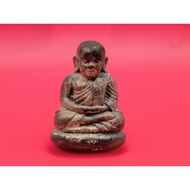 LP Ngern 龙普艮立体财佛 Baotub 与（熏黑的表面）Nur黄铜BE 2553.
