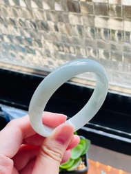 甜甜淡果綠天然翡翠手鐲-內徑54.3-17.3圍