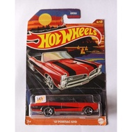 Hot Wheels - 67 Pontiac GTO Red Broken Card