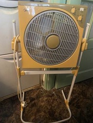 美的12時座地風扇  二手 運作正常