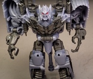 Đồ chơi Robot xe biến hình optimus prime Transformers robo hoặc biến thành xe 2011 7-1