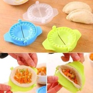 Hello - 1 PC Pastel Dumpling Mold Pempek Gyoza Dumpling Cake Gyoza - MOST RANDOM COLOR