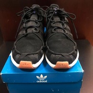 Adidas  tubular runner M19648休閒鞋