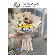 [Graduation flowers] Bouquet of flowers mixed with bears as gifts for friends and relatives on yearb