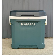 IGLOO Maxcold Cooler Flask 62QT Roller Made In USA. 2nd Hand Good Condition