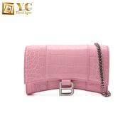 Balenciaga Hourglass Shiny Crocodile Embossed Chain Wallet for Women in Pink - 656050-1LR6Y-5812