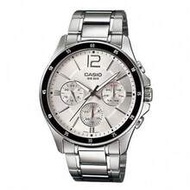 นาฬิกา Casio Dress & Sport, หน้าปัดสีเงิน & สายสแตนเลส, 50M WR, อะนาล็อกควอตซ์, หน้าต่างแสดงวันและวั