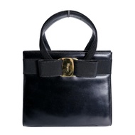 Salvatore Ferragamo Compact 手提包 Vara RIBON手提包
Salvatore Ferragamo黑 [二手]