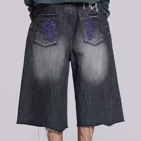 Y2K Lines Stitching Image Pattern Embroidered Jeans Street Washing Straight Five-point Pants Men Loo