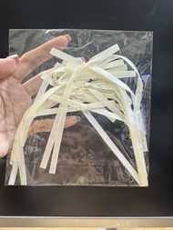 ริบบิ้น โบว์สำเร็จรูป ริบบิ้นสีล้วน DIY ริบบิ้นติดของขวัญ ริบบิ้นโบว์ กว้าง 0.6 cm ขนาดโบว์ 8x12 cm(