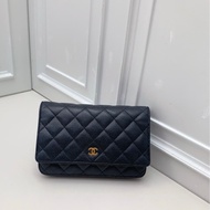 Chanel香奈兒 黑金發財包