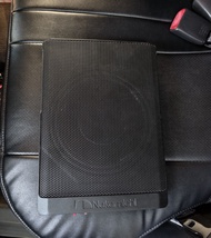 Nakamichi NBF20.0A 汽車櫈底超低音