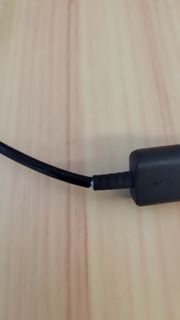 三星智能手錶黑色無綫充電器 電線破損
