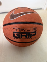 Nike True Grip 戶外籃球