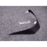 Zeus 811 and ink dynamic helmet spoiler made of carbon fiber