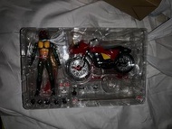 SHF 幪面超人 亞馬遜 人車套裝