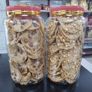REMPEYEK (KACANG TANAH / KACANG DHAL)