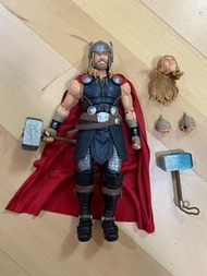 Marvel legends 巨型雷神 Thor