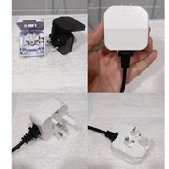 Converter Adapter  (2 Flat Pin to UK 3 Pin)