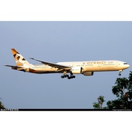 1: 120 Attihad 777-300ER Paper Model Etihad Coating Boeing Boeing Airplane