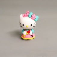 อะนิเมะ Sanrio อะนิเมะรูป Hello Kitty Kawaii Action Figures Collection เครื่องประดับตกแต่งรถเด็กของเล่นสำหรับของขวัญเด็กผู้หญิง