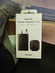 Samsung 65W PD 三頭充電器