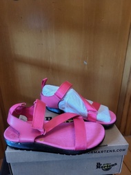 Dr. MARTENS 女裝涼鞋
