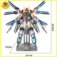 Gundam assembly toys, mycraft, car assembly, robot, superhero, vehicle, world wonder architectural a