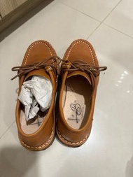 La Brisa 袋鼠鞋