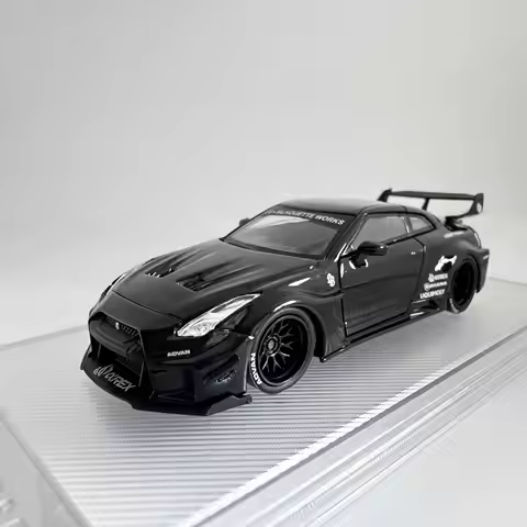 PM 1:64 Nissan Skyrim R35 Model GTR LBWK black Collectible alloy model cars
