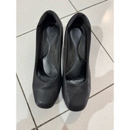 (PRELOVED) BATA COMFIT HEELS