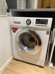 LG 8/4kg 洗衣乾衣機（已飛頂）