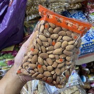 Kacang Almond Thailand (1kg)