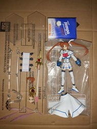 歡迎出價 價合即賣！絕版超罕極稀有 Max Factory Figma 005 Nanoha Takamachi 魔法少女 高町奈葉  齊件 兩面 十手 武器 專用枱 支架x2  無盒 連膠袋 Col