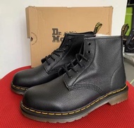 🌈   Dr.Martens 1460 經典六孔 荔枝紋軟皮  短靴 男女同款 黑色